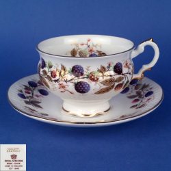 ROYAL STAFFORD Golden Bramble Tea or Coffee Set - 21pcs 14 ROYAL STAFFORD Golden Bramble Cup & Saucer