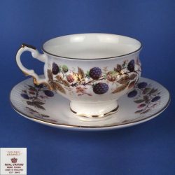 ROYAL STAFFORD Golden Bramble Tea or Coffee Set - 21pcs 15 ROYAL STAFFORD Golden Bramble Cup & Saucer