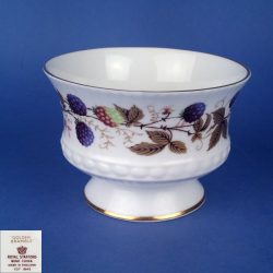 ROYAL STAFFORD Golden Bramble Tea or Coffee Set - 21pcs 17 ROYAL STAFFORD Golden Bramble Sugar Bowl