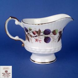 ROYAL STAFFORD Golden Bramble Tea or Coffee Set - 21pcs 21 ROYAL STAFFORD Golden Bramble Milk Jug